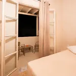 Toula 3* Fira (Santorini)