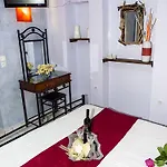 Toula Aparthotel