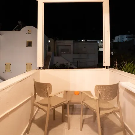 Toula Fira (Santorini)