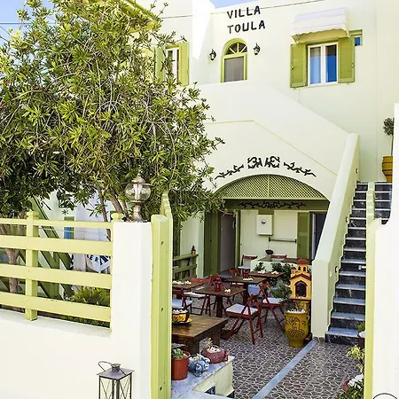 Toula Fira (Santorini)