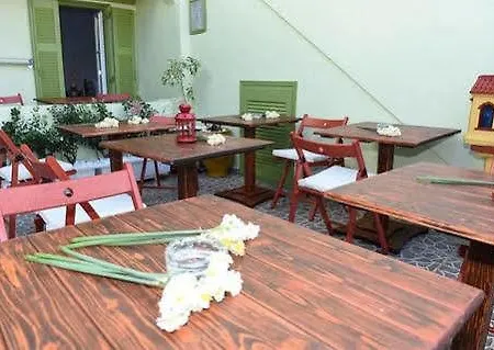 Lejlighedshotel Toula 3*