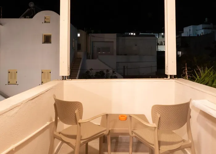 Toula Fira (Santorini)