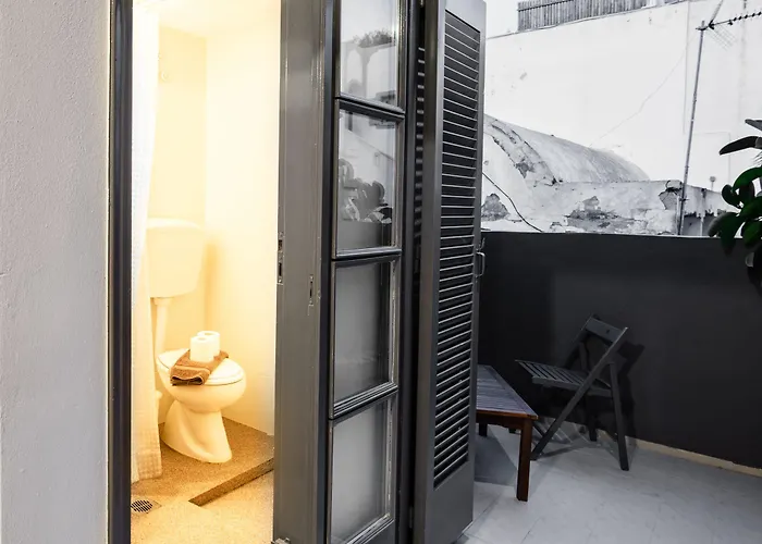 Toula Apartahotel Fira (Santorini)