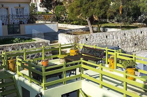 Toula Fira (Santorini)