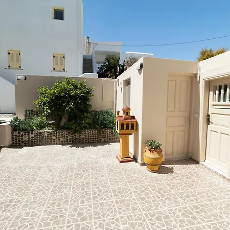 Toula Aparthotel