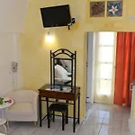 Aparthotel Toula 3*
